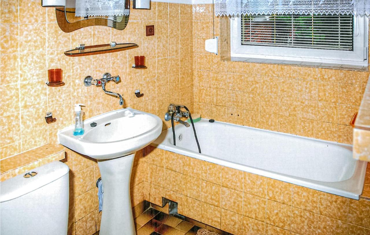 Lovely Home In Nowe Warpno With House Sea View Zewnętrze zdjęcie