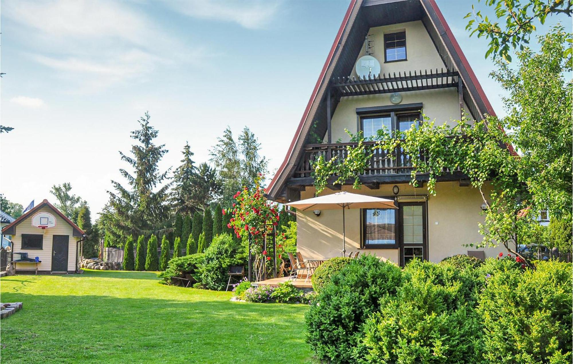 Lovely Home In Nowe Warpno With House Sea View Zewnętrze zdjęcie