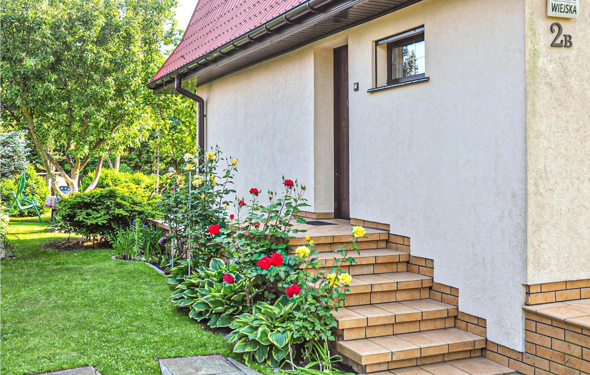 Lovely Home In Nowe Warpno With House Sea View Zewnętrze zdjęcie